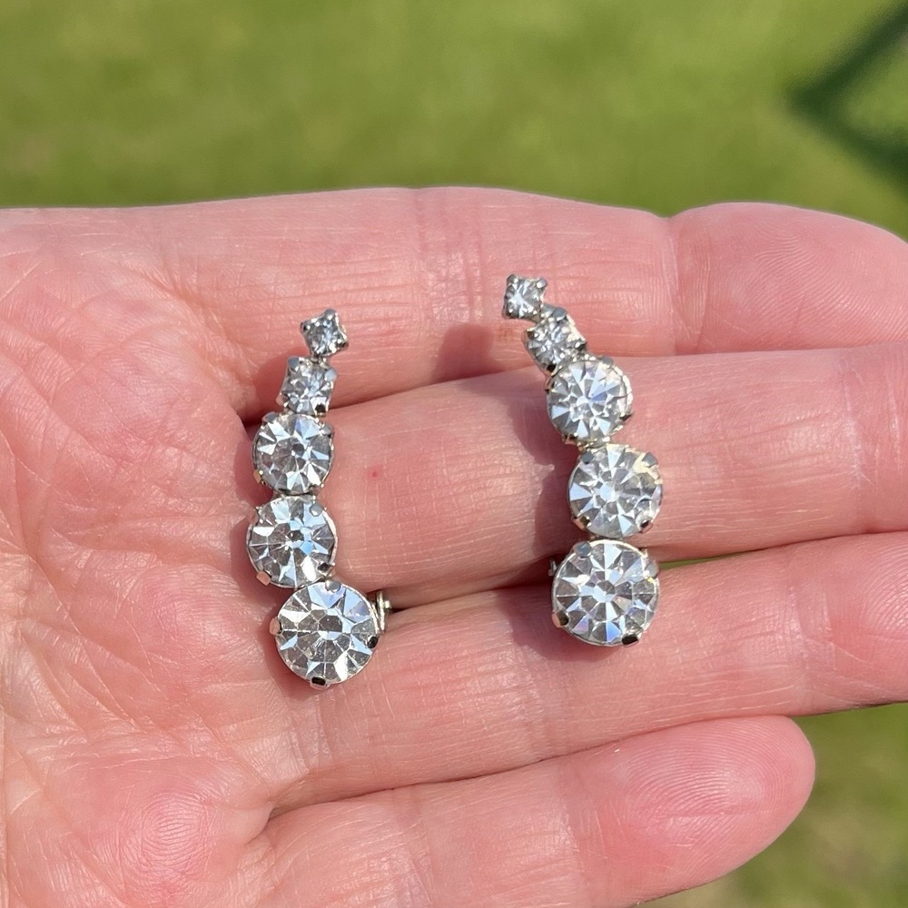 Vintage La Rel Clip On Earrings Rhinestone Clear Graduated Round‎ Silver Signed